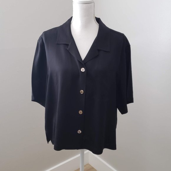 Tommy Bahama Tops - Tommy Bahama Collared Short Sleeve Silk Buttoned Camp Shirt Black Size XL